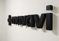 Объемный логотип. Офис компании MOVAVI
